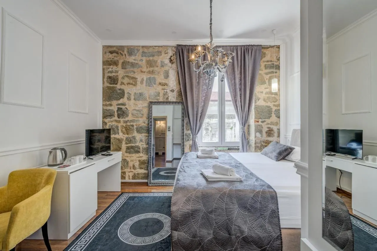 Hotell Lorenzzo Diocletian'S Palazzo Storico Split